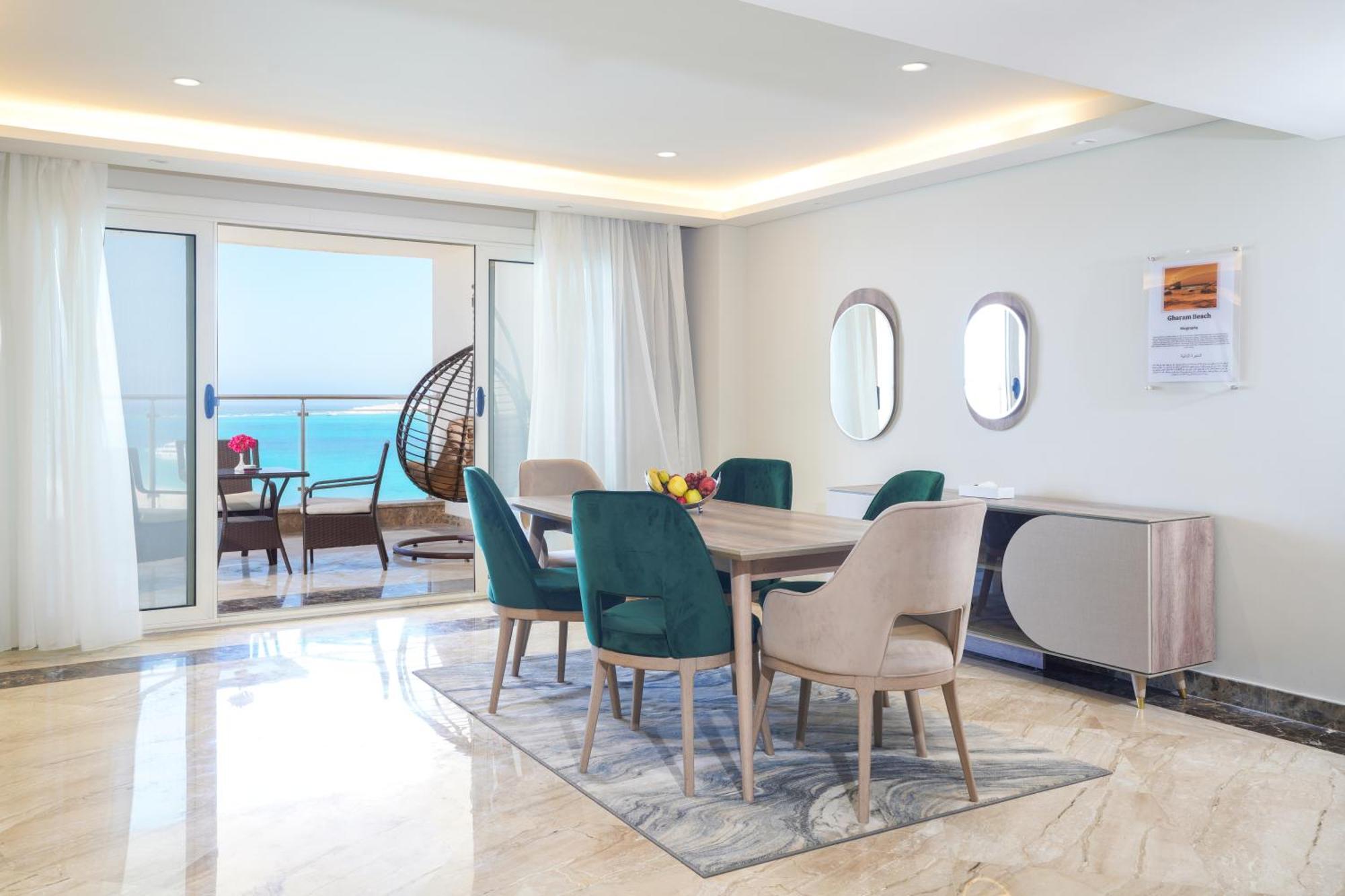 Triumph White Sands Hotel มาร์ซา เมทรูห์ ภายนอก รูปภาพ